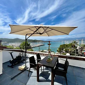 Terrace 1 Apartment Fethiye